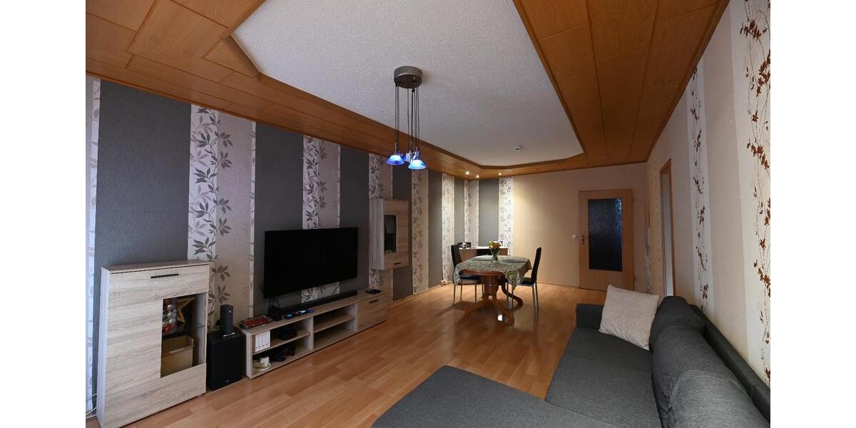 Etagenwohnung Sömmerda - 3 Zimmer, 72 m&sup2;, 82.000&euro; | Angebot:27094049