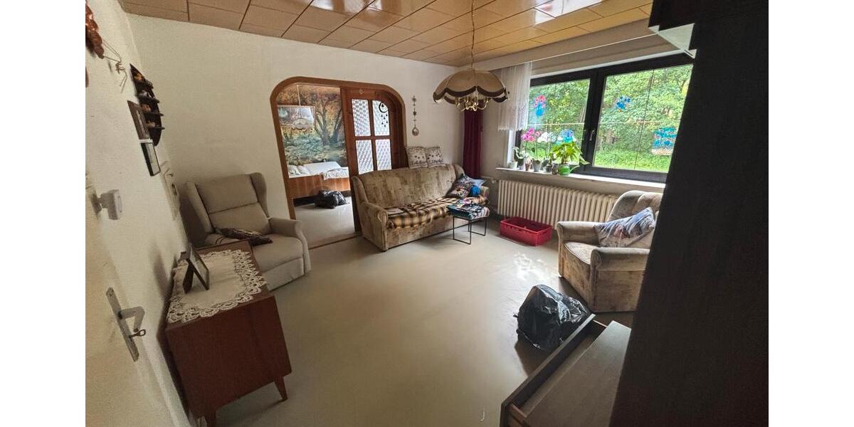 Reihenhaus Ohrdruf - 7 Zimmer, 128 m&sup2;, 150.000&euro; | Angebot:26962381