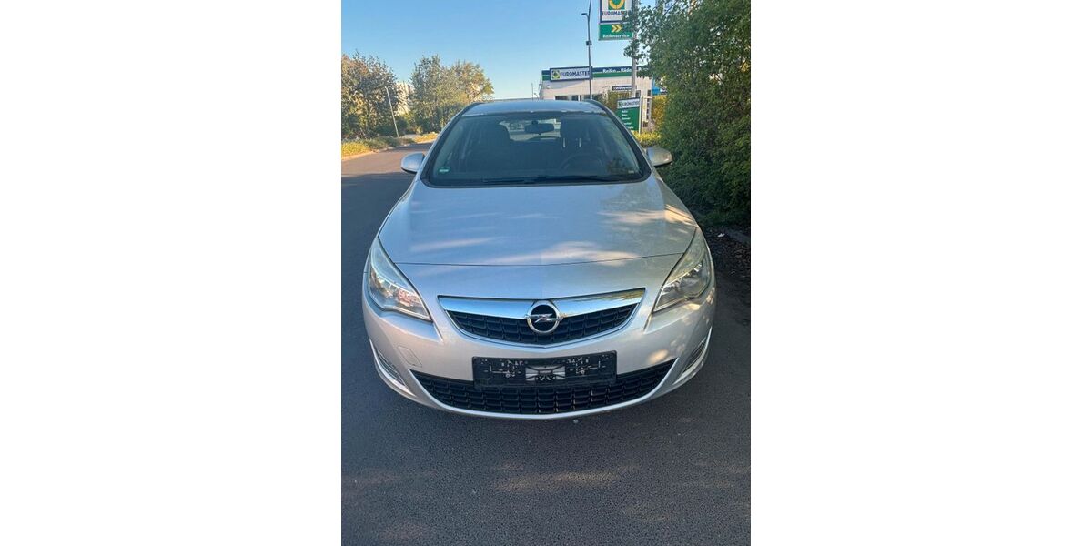 Opel Astra 215.123 km 2.300 &euro; Erfurt 99089