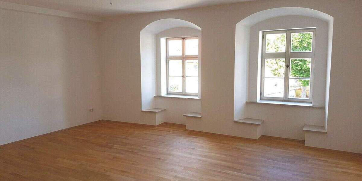 Etagenwohnung Arnstadt - 3 Zimmer, 90 m&sup2;, 200.000&euro; | Angebot:25745781