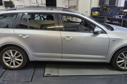 Skoda Octavia 228.147 km 5.600 &euro; Geratal OT Geschwenda 99331