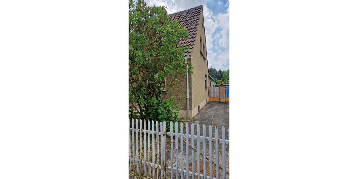 Doppelhaushälfte Kölleda - 4 Zimmer, 100 m&sup2;, 120.000&euro; | Angebot:27033647