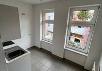 1 Raum Wohnung mit Laminat Dusche in der Schwerinerstraße Erfurter-Mühlenviertel