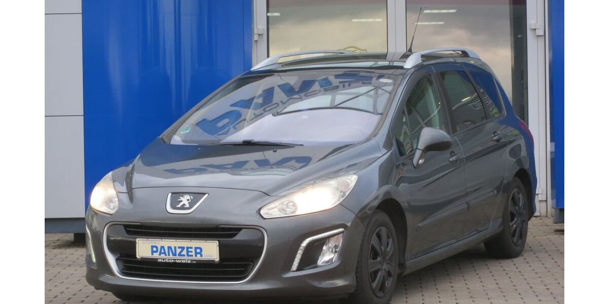 Peugeot 308 153.000 km 2.990 &euro; Weimar 99425