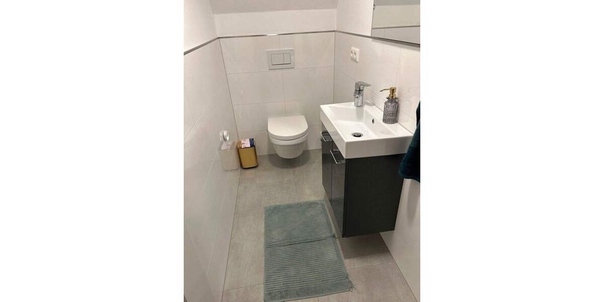 Einfamilienhaus Kölleda - 4 Zimmer, 110 m&sup2;, 1.000&euro; | Angebot:25275580