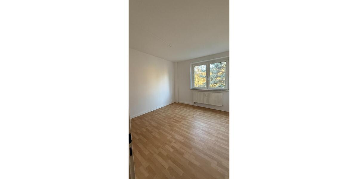 Etagenwohnung Blankenhain - 3 Zimmer, 60 m&sup2;, 360&euro; | Angebot:25539495