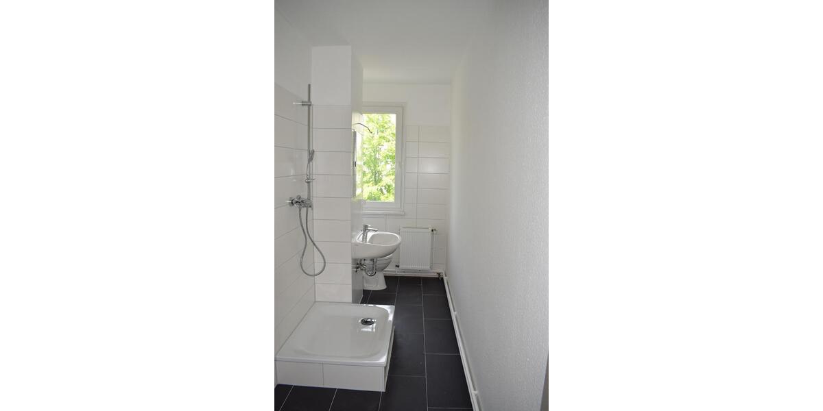 Erdgeschoßwohnung Stadtilm - 2 Zimmer, 46 m&sup2;, 255&euro; | Angebot:25102775