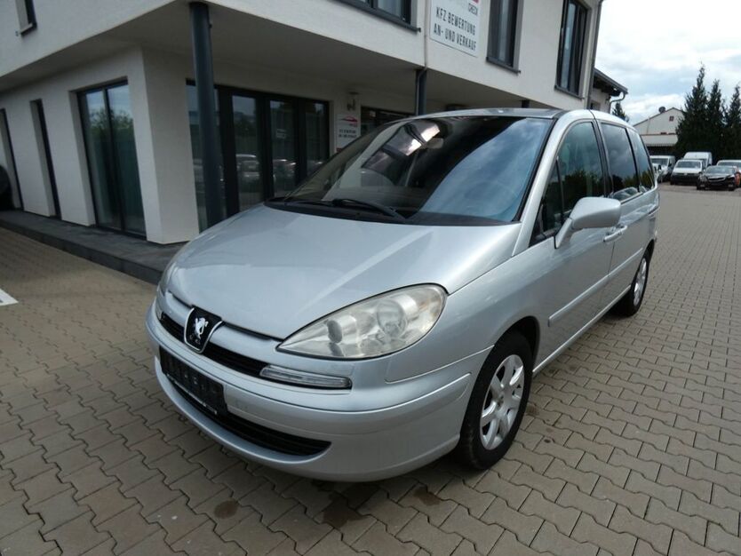 Peugeot 807 272.000 km 999 € Erfurt 99087