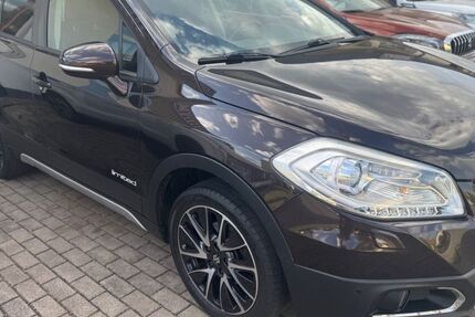 Suzuki (SX4) S-Cross 199.800 km 9.800 € Amt Wachsenburg OT Ichtershausen 99334