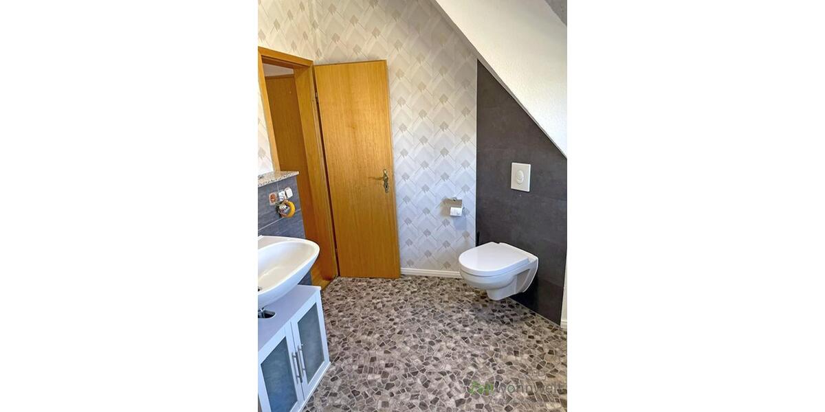 (EF0113_Y) Erfurt: Löbervorstadt, möbliertes Zimmer in schöner Wohnlage mit eigenem Bad, an Wochenendheimfahrer - Zimmer Erfurt Löbervorstadt | Angebot:25279695