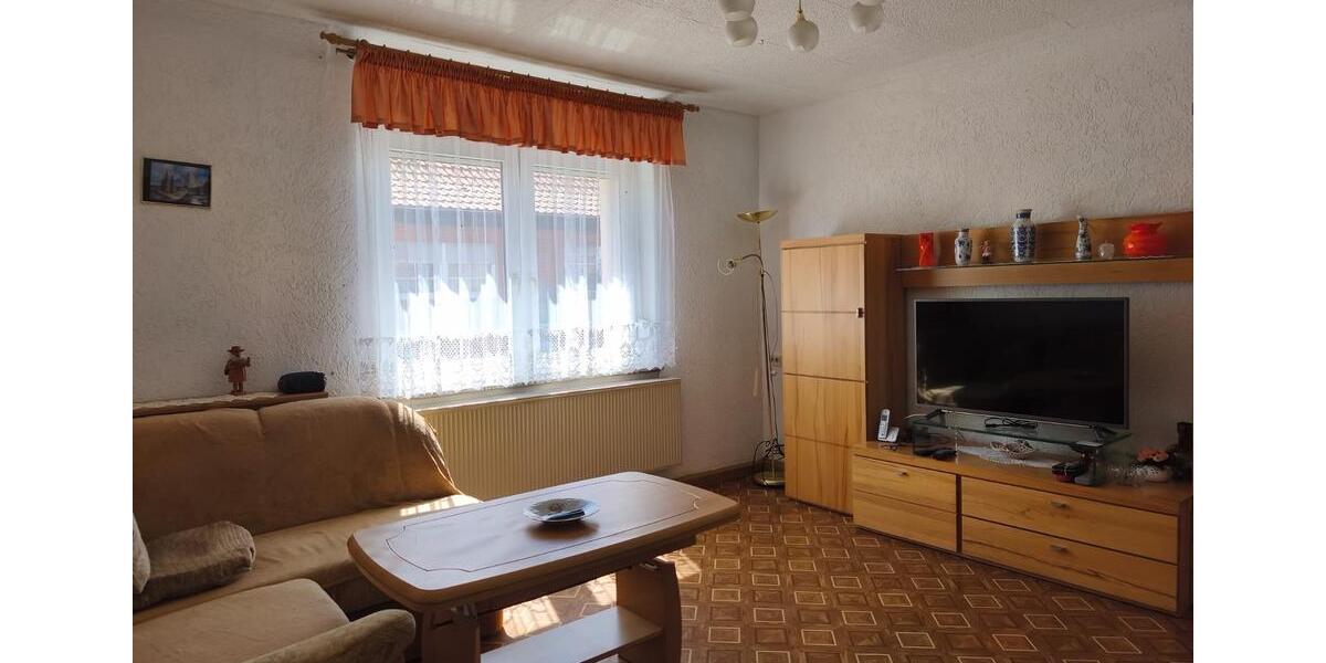 Mehrfamilienhaus, Wohnhaus Erfurt Stotternheim - 12 Zimmer, 240 m&sup2;, 225.000&euro; | Angebot:26794765
