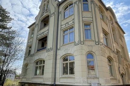 Dachgeschoßwohnung mit Küche