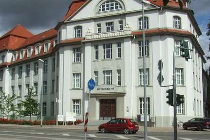 Büro in Sömmerda 268 € 42.3 m² zimmer