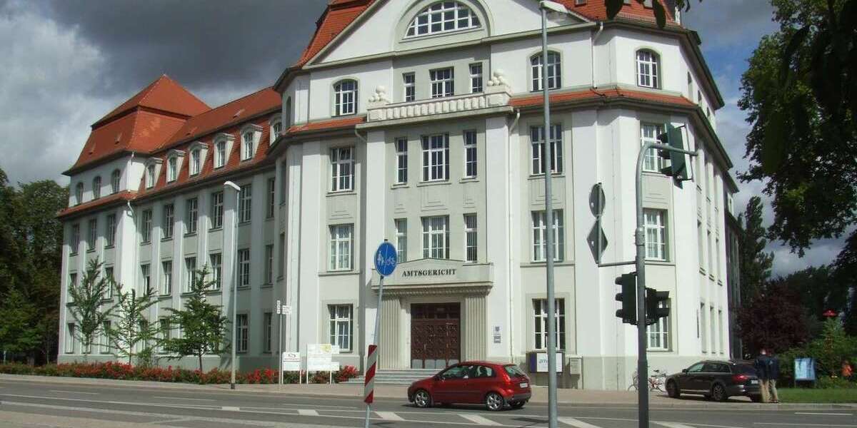 Büro in Sömmerda 268 € 42.3 m² zimmer