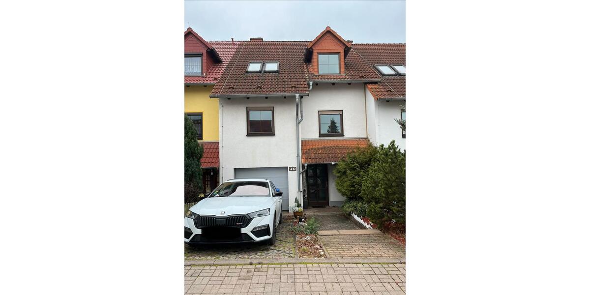 Reihenmittelhaus zur Miete in Erfurt-Tiefthal 5 zimmer