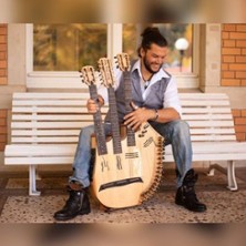 Vicente Patiz - 20 Jahre Adventures - das Jubiläumskonzert 30.11.2025 Michaeliskirche