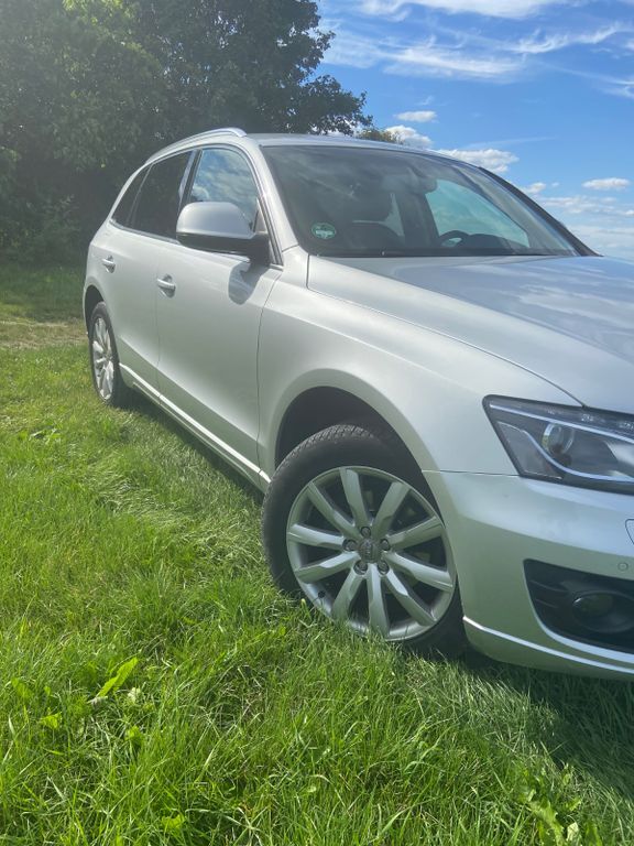 Audi Q5 150.000 km 9.500 € Weimar 99425