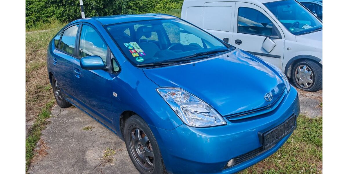 Toyota Prius 221.000 km 3.990 &euro; Umpferstedt 99441