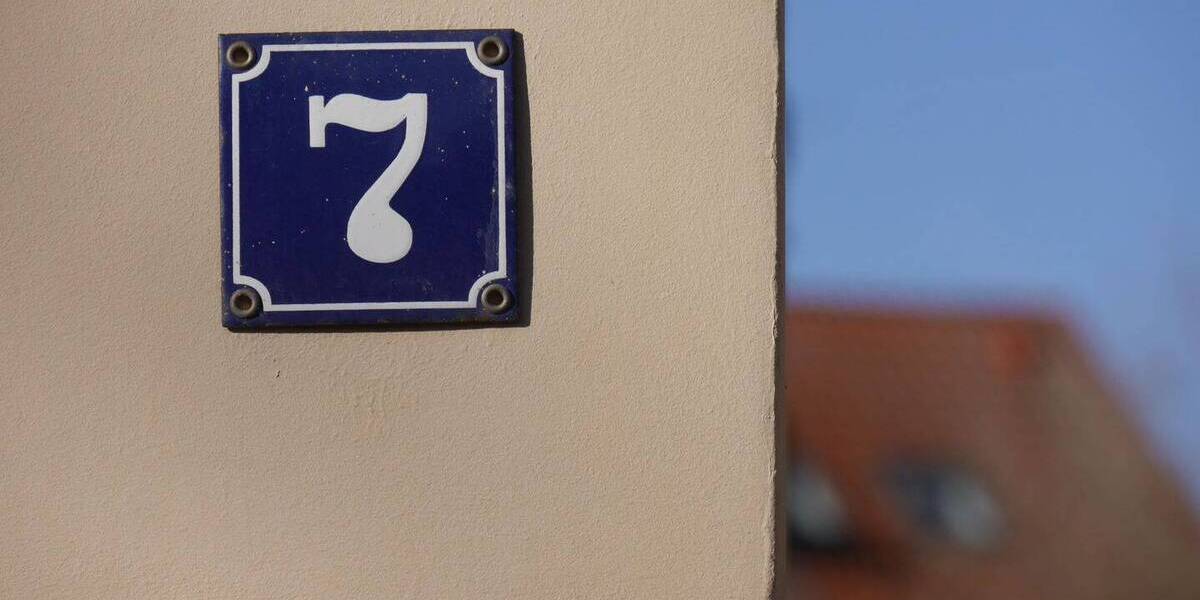 Etagenwohnung Weimar Nordvorstadt - 3 Zimmer, 120 m&sup2;, 1.080&euro; | Angebot:26080045