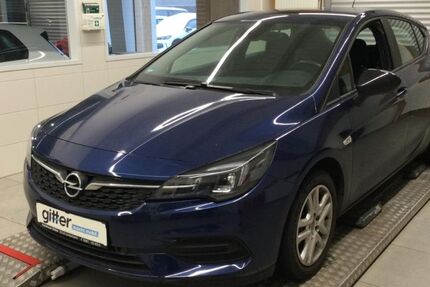 Opel Astra 28.684 km 15.498 &euro; Erfurt 99098