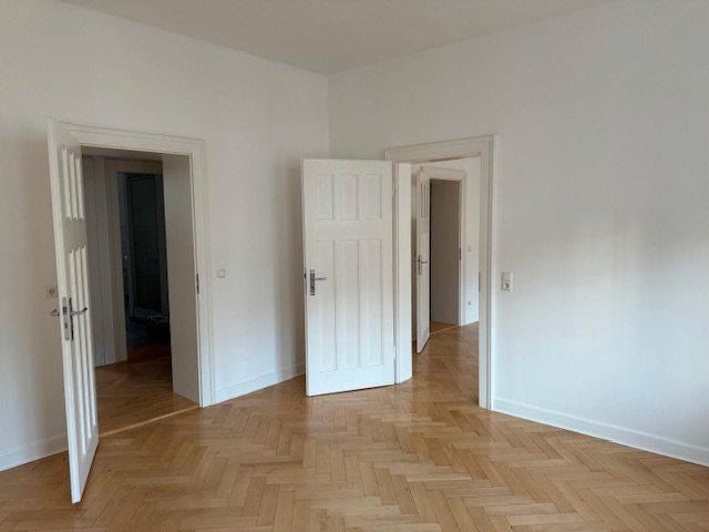 Etagenwohnung Weimar - 4 Zimmer, 102 m&sup2;, 1.200&euro; | Angebot:25991215