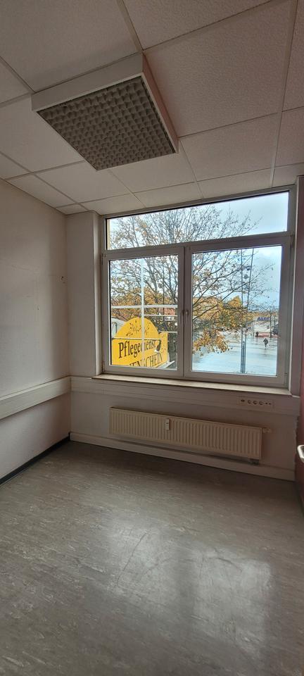 Ihre neue BüroPraxiseinheit in zentraler Lage am Coburger Platz zimmer