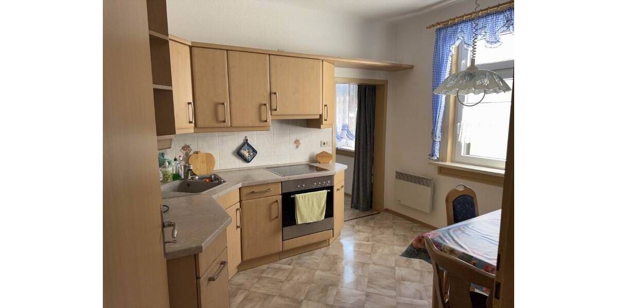Doppelhaushälfte Gotha Uelleben - 7 Zimmer, 85 m&sup2;, 90.000&euro; | Angebot:25664932