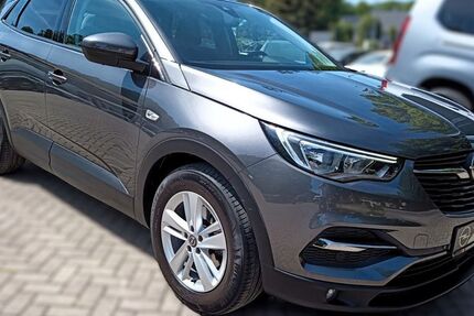 Opel Grandland (X) 37.249 km 15.800 € Rudolstadt 07407
