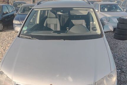 VW Touran 407.000 km 1.000 &euro; erfurt 99086