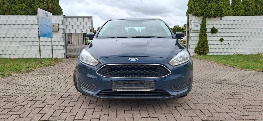 Ford Focus 138.496 km 2.500 € Neudietendorf 99192