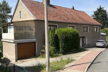 Großes Haus für kleines Geld im schönen Großvargula! 8 zimmer