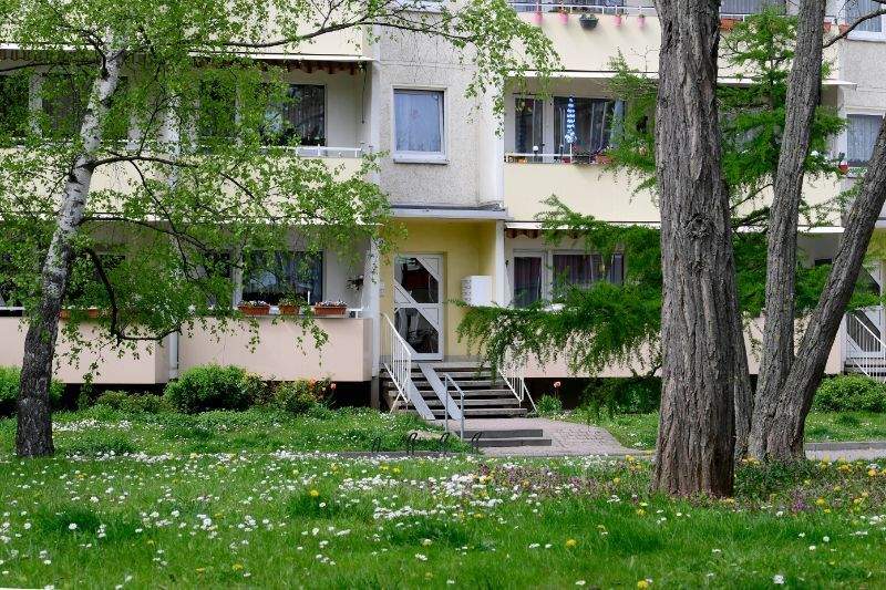 Etagenwohnung Erfurt Berliner Platz - 2 Zimmer, 52 m&sup2;, 350&euro; | Angebot:25251076