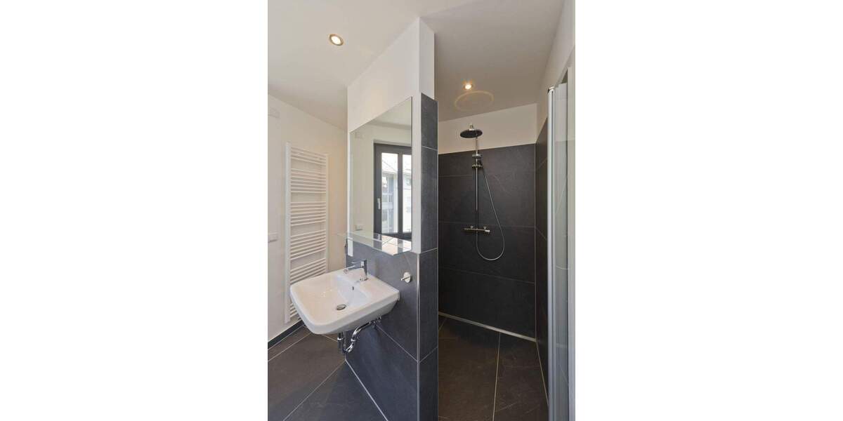 Terrassenwohnung Weimar Altstadt - 3 Zimmer, 95 m&sup2;, 1.450&euro; | Angebot:25679336