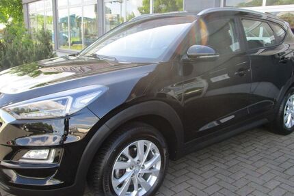 Hyundai TUCSON 51.800 km 17.990 € Gotha 99867