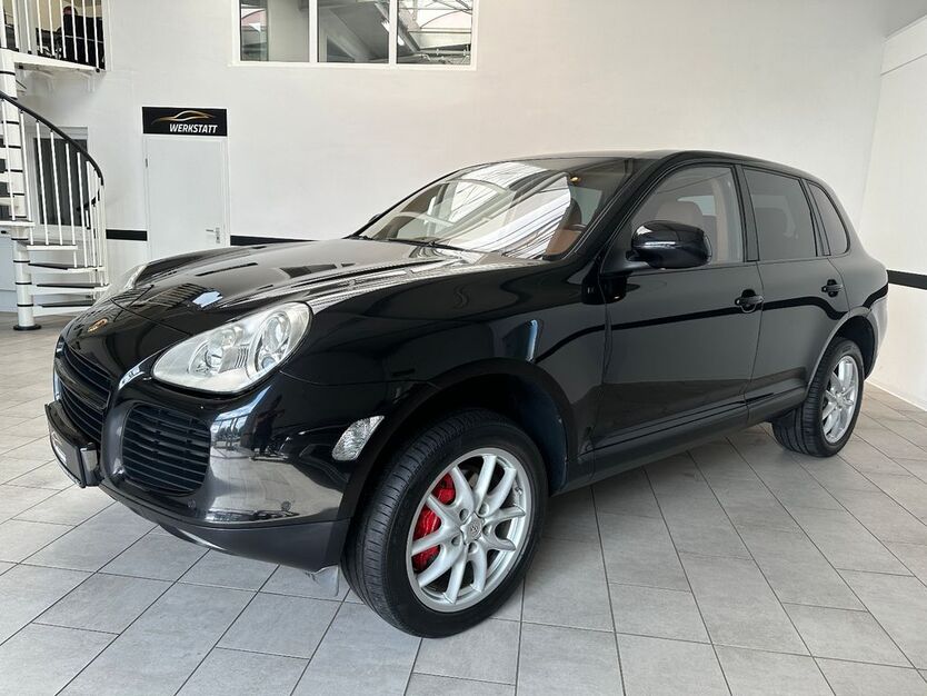 Porsche Cayenne 261.520 km 7.999 € Dachwig 99100