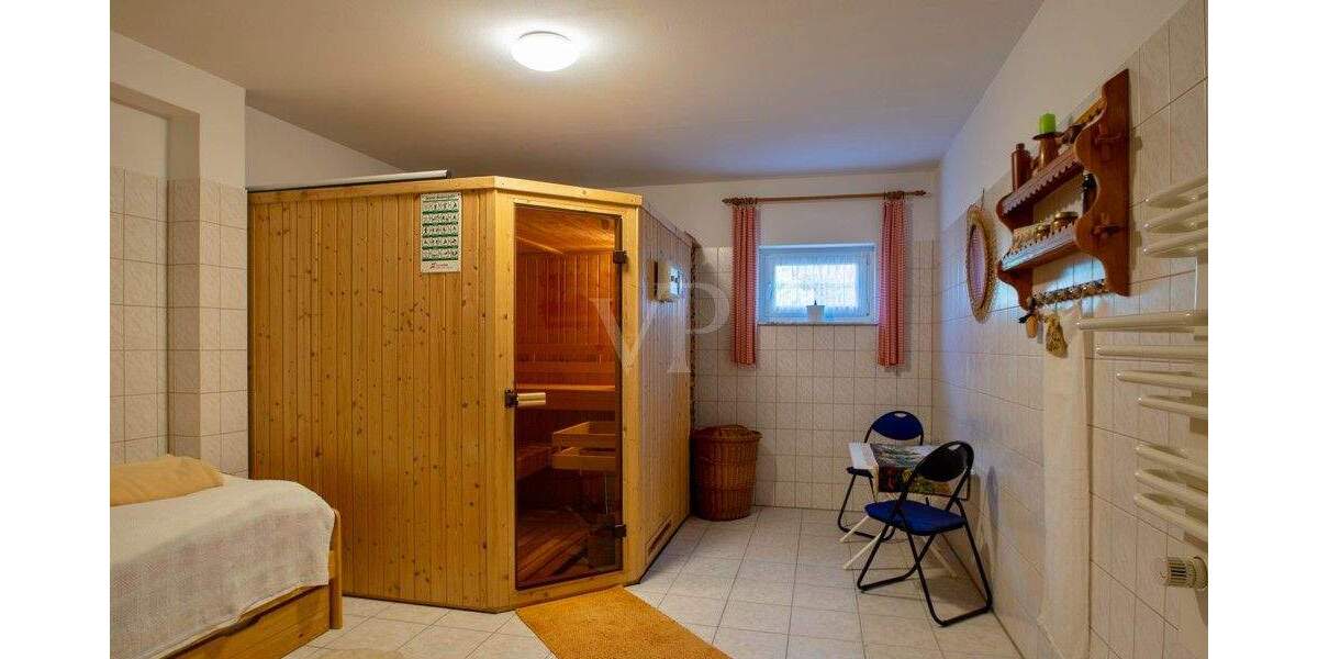 Mehrfamilienhaus, Wohnhaus Erfurt Vieselbach - 9 Zimmer, 219 m&sup2;, 625.000&euro; | Angebot:25850378