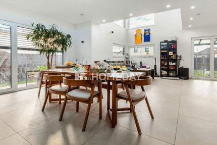 Haus Arnstadt - 4 Zimmer, 181 m&sup2;, 719.000&euro; | Angebot:25566190