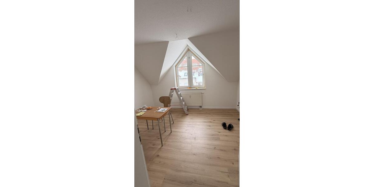Etagenwohnung Großrudestedt - 4 Zimmer, 82 m&sup2;, 850&euro; | Angebot:25054713