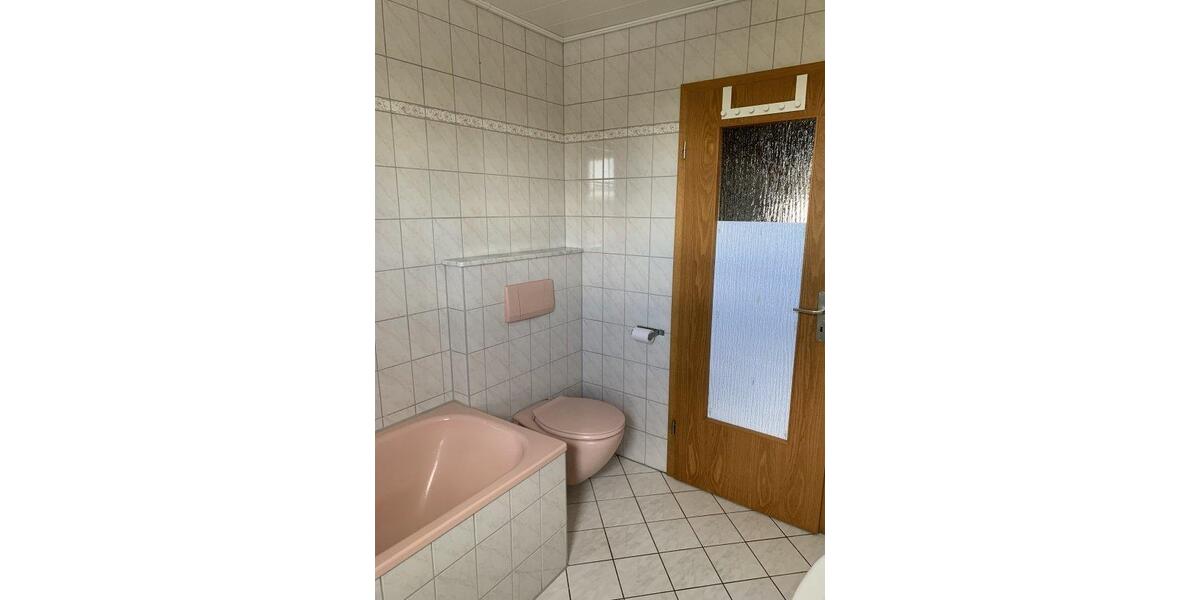 Erdgeschoßwohnung Arnstadt - 4 Zimmer, 110 m&sup2;, 229.500&euro; | Angebot:26959324