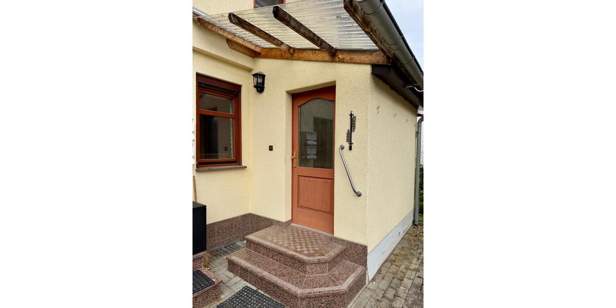Erdgeschoßwohnung Greußen - 4 Zimmer, 60 m&sup2;, 47.500&euro; | Angebot:27020772