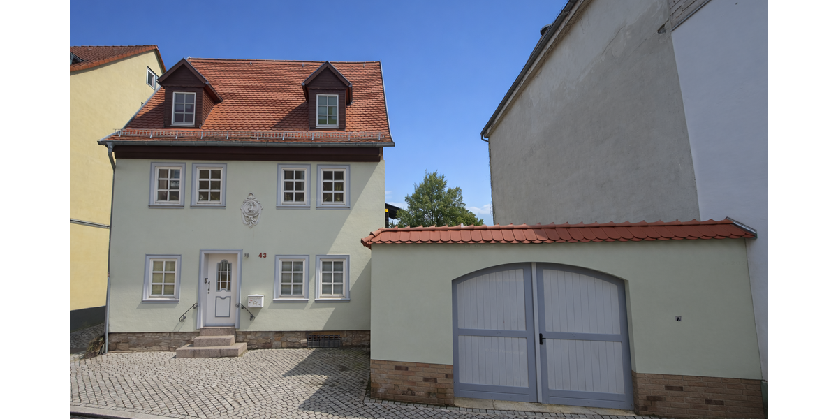 Einfamilienhaus Erfurt - 6 Zimmer, 207 m&sup2;, 768.000&euro; | Angebot:25280021