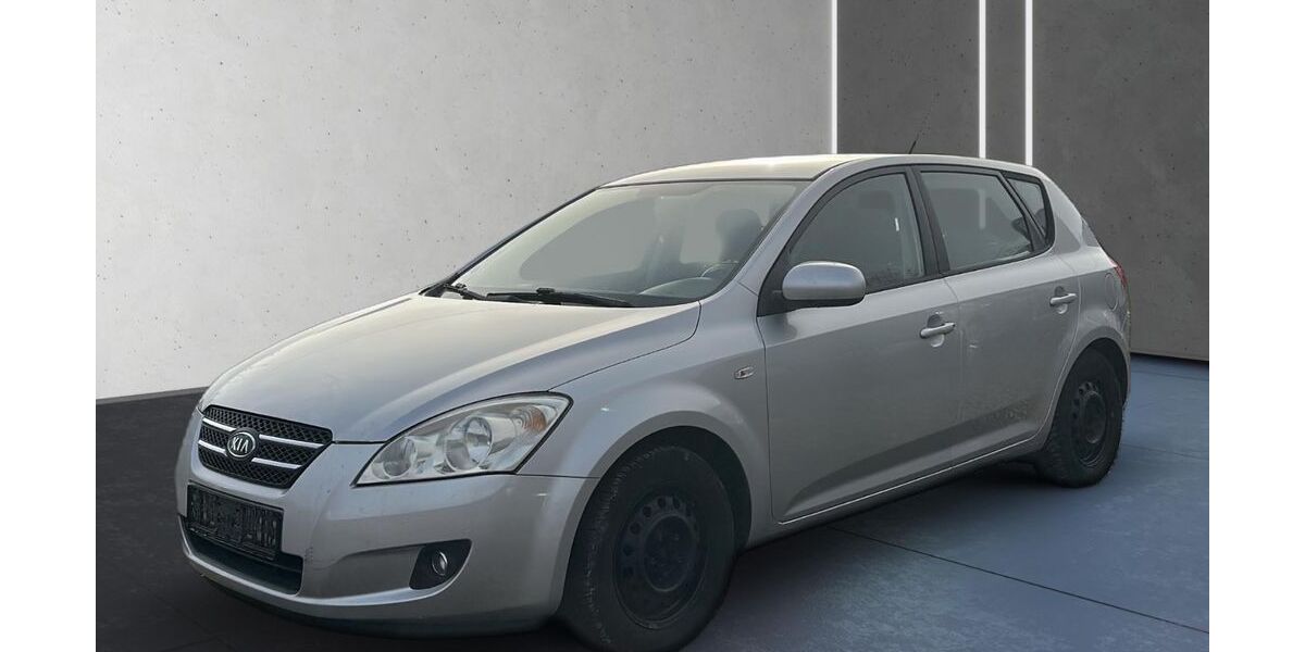 Kia ceed / Ceed 299.000 km 1.390 &euro; Erfurt 99089