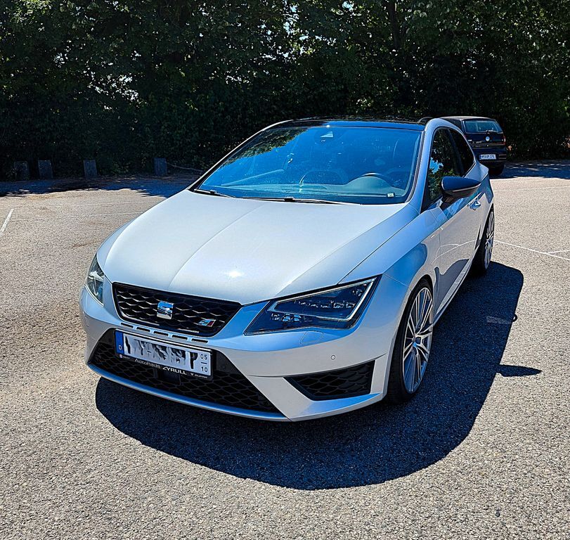 Cupra Leon 5.000 km 19.500 € Neumarkt 92353