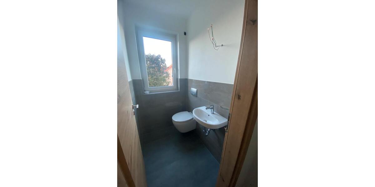 Einfamilienhaus Bad Berka - 2 Zimmer, 82 m&sup2;, 1.150&euro; | Angebot:24787376