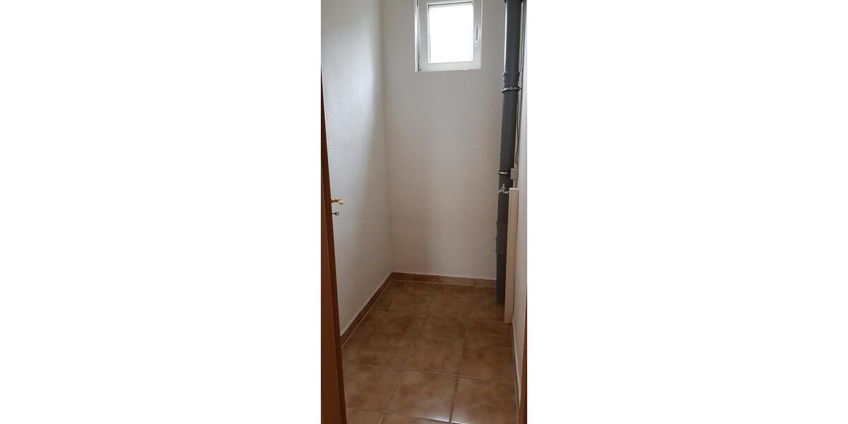 Erdgeschoßwohnung Gotha - 3 Zimmer, 64 m&sup2;, 480&euro; | Angebot:25761348