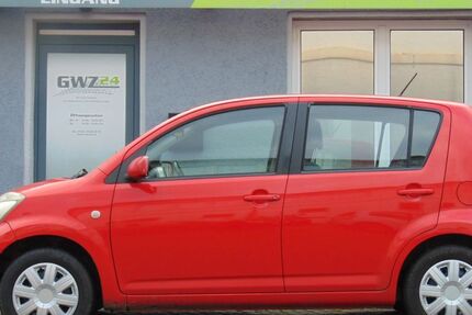 Daihatsu Sirion 142.283 km 2.499 € Erfurt 99089