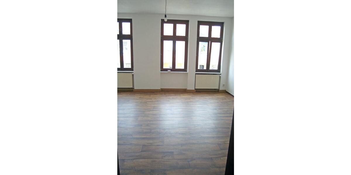 Etagenwohnung Arnstadt - 3 Zimmer, 106 m&sup2;, 600&euro; | Angebot:26413438