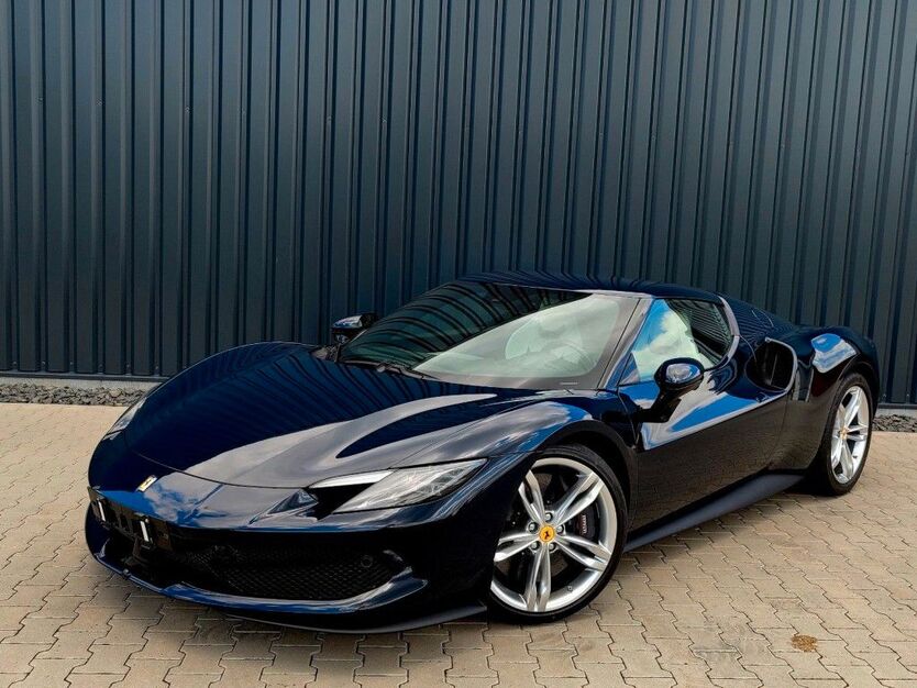 Ferrari 296 GTB 2.320 km 239.900 € Erfurt 99085